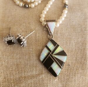 Native Made Opal&Onyx Inlay Pendant (Signed Piece)